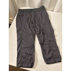 The North Face Aphrodite 2.0 Capri Gray Women Size Large Hiking Outdoor Gorpcore